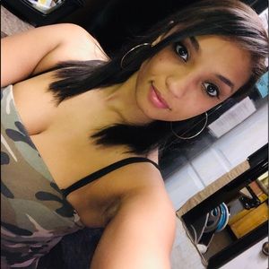 Meet your Posher, Brittany